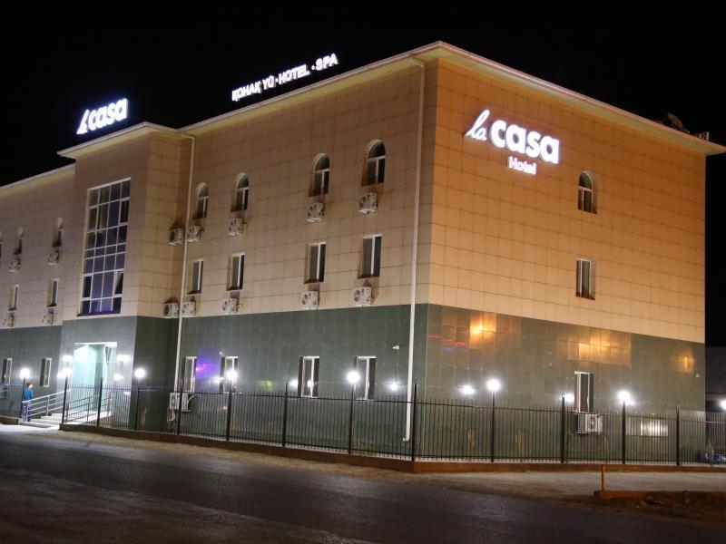 Lacasa Hotel Atyraū Eksteriør billede